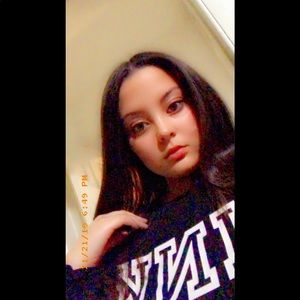 Meet your Posher, Ariana